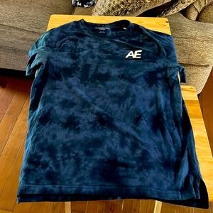 American Eagle T shirt